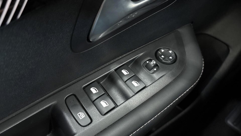 Peugeot e-208 54 Allure 5d