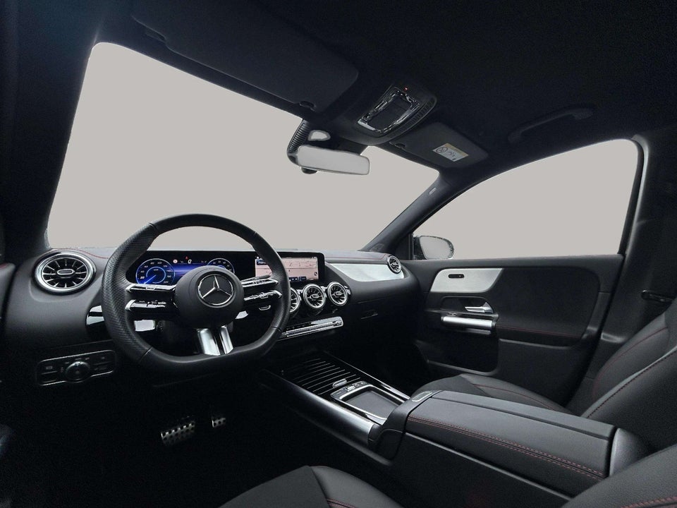 Mercedes EQA300 AMG Line 4Matic 5d