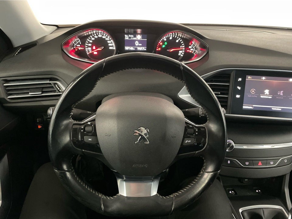 Peugeot 308 1,6 BlueHDi 120 Selection Sky SW 5d