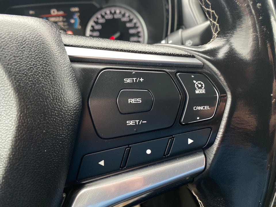 Isuzu D-Max 1,9 TD 163 Crew Cab Premium 4d