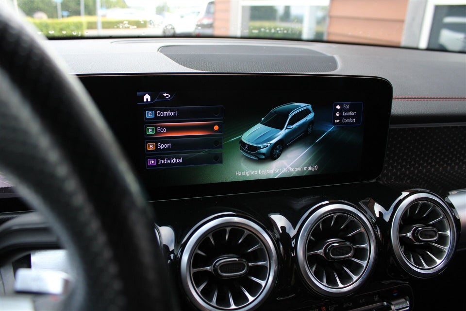 Mercedes EQB350 AMG Advance 4Matic 5d