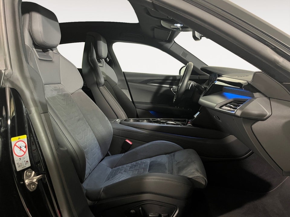 Audi e-tron GT quattro 4d