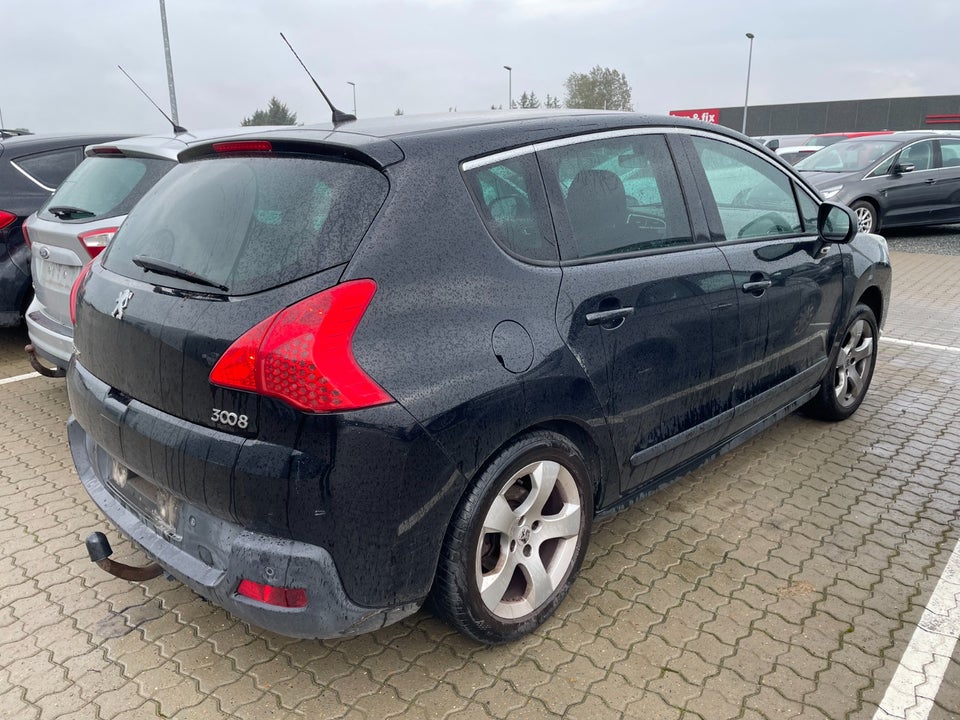 Peugeot 3008 1,6 HDi 110 Premium 5d