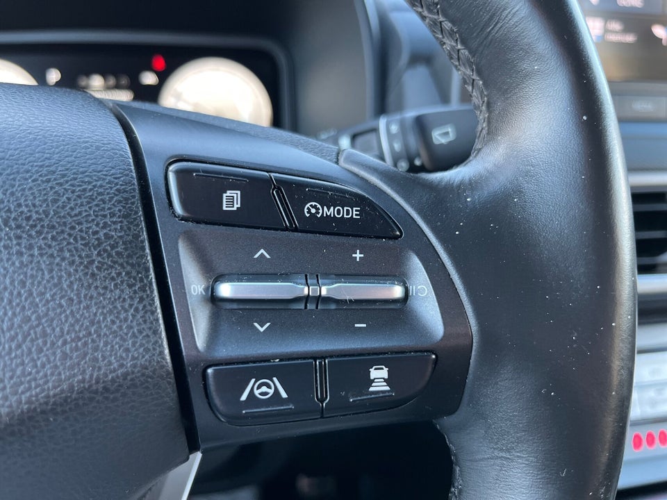 Hyundai Kona 39 EV Select 5d