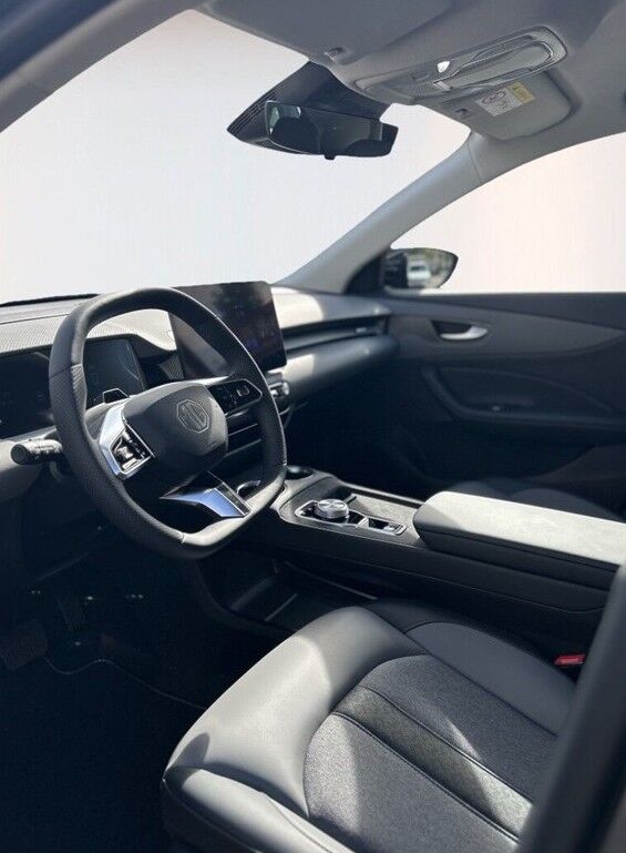 MG MGS5 64 Luxury 5d