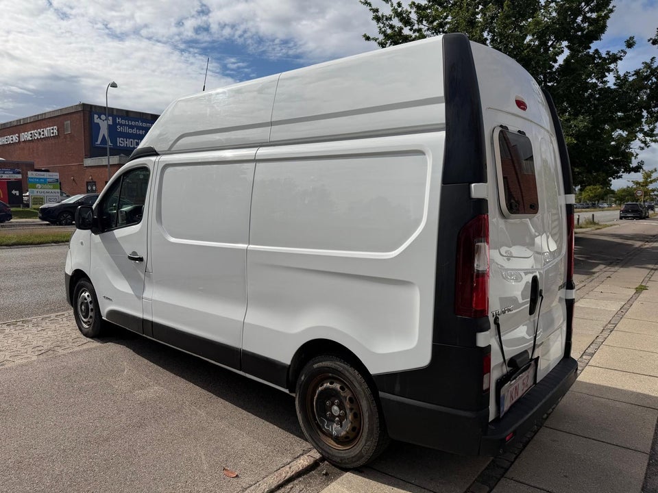Renault Trafic T29 1,6 dCi 120 L2H2