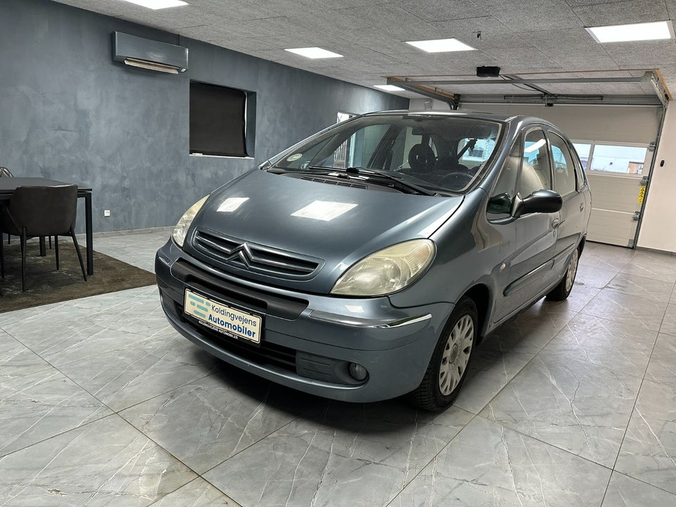 Citroën Xsara Picasso 2,0i  5d