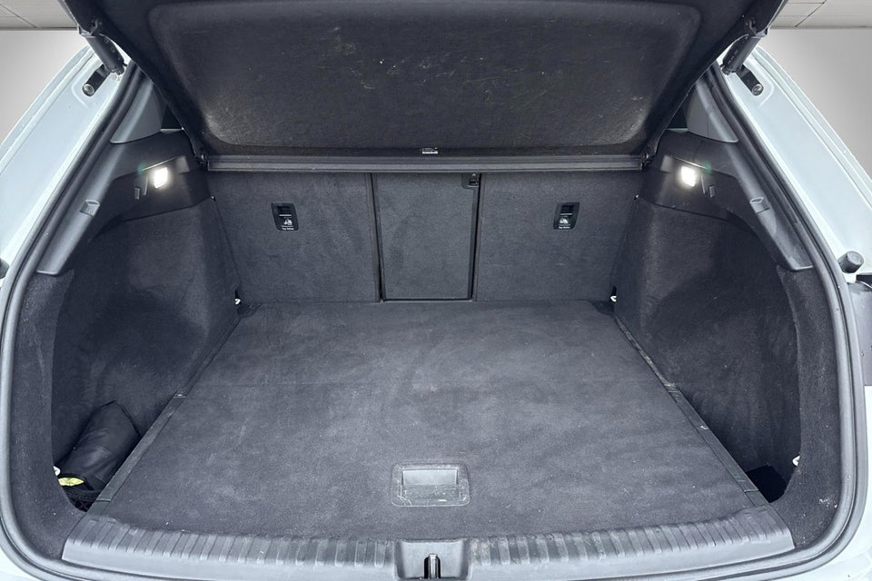 Audi Q4 e-tron 40 Advanced 5d