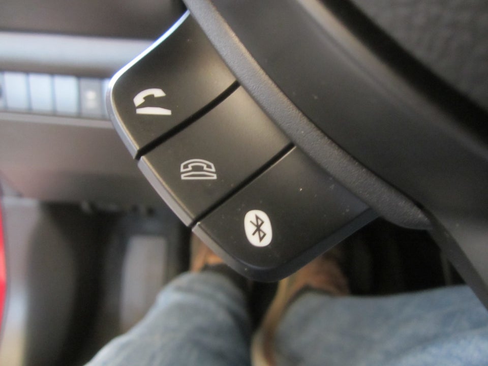 Suzuki Swift 1,2 Dualjet Club 5d