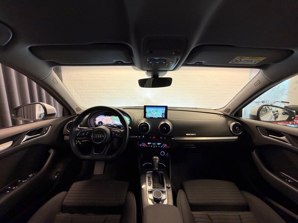 Audi A3 40 TFSi e Sport Sportback S-tr. 5d