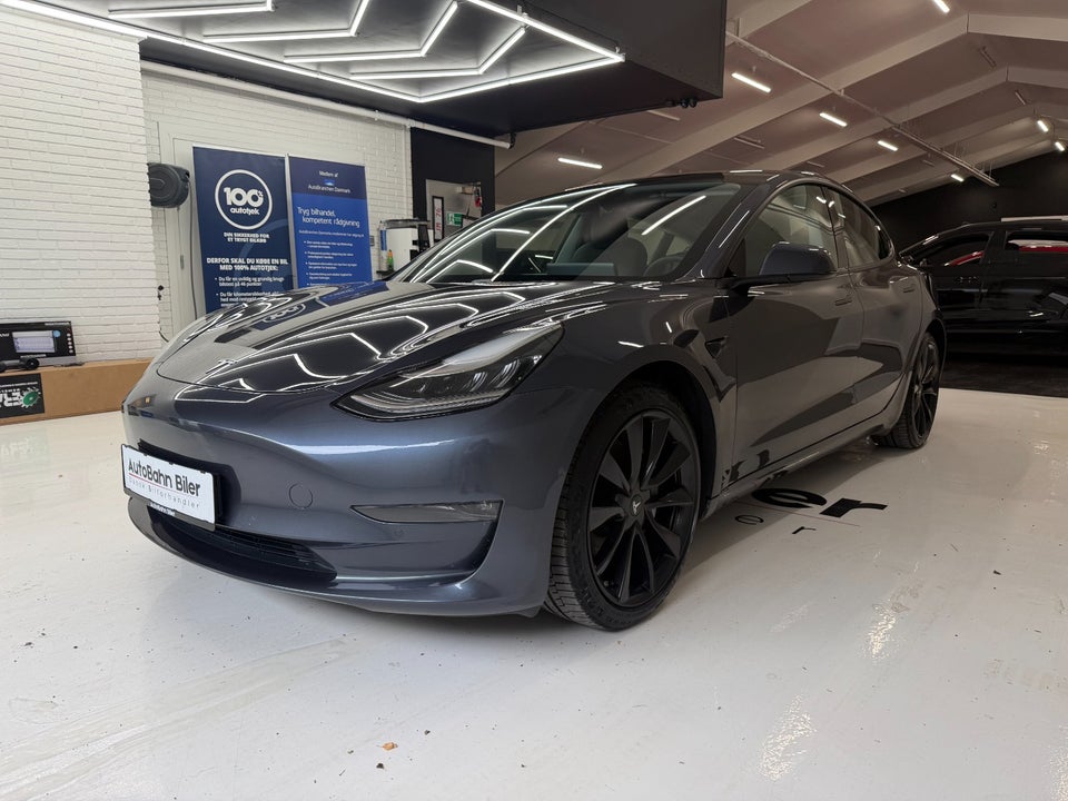 Tesla Model 3 Long Range AWD 4d