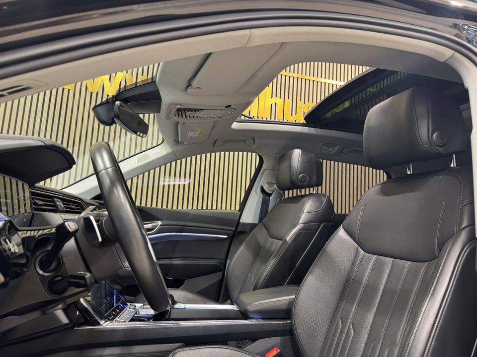 Audi e-tron 55 quattro 5d