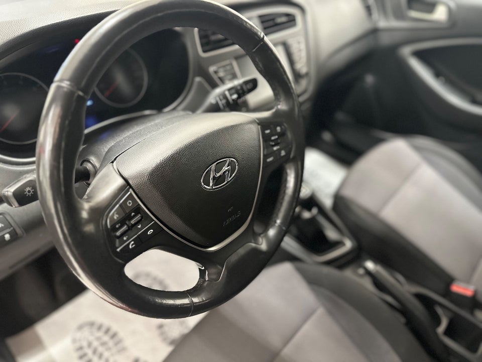 Hyundai i20 1,25 Trend 5d