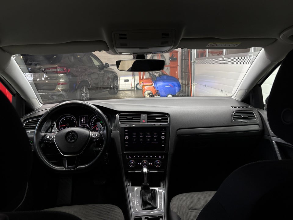 VW Golf VII 1,5 TSi 130 Highline Variant DSG 5d