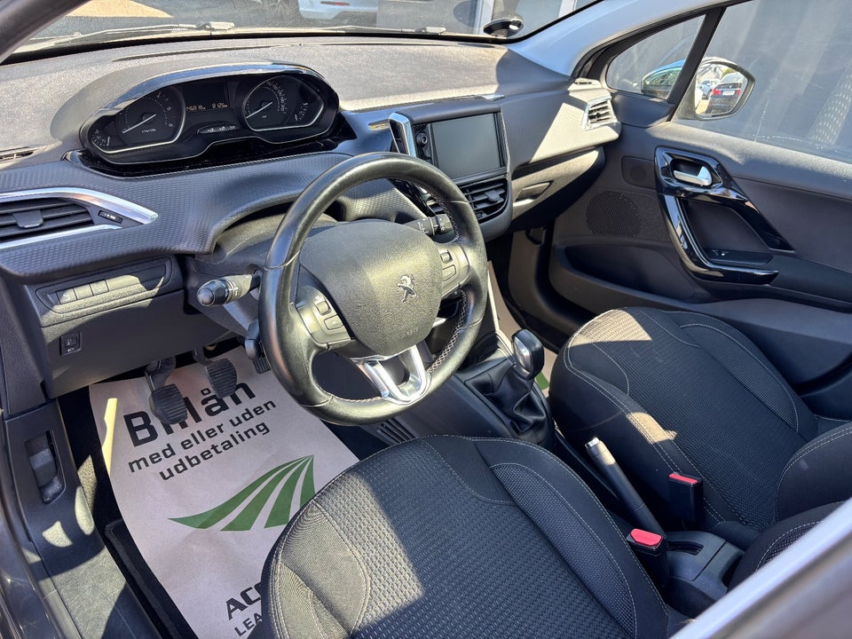 Peugeot 208 1,6 BlueHDi 100 Allure Sky 5d