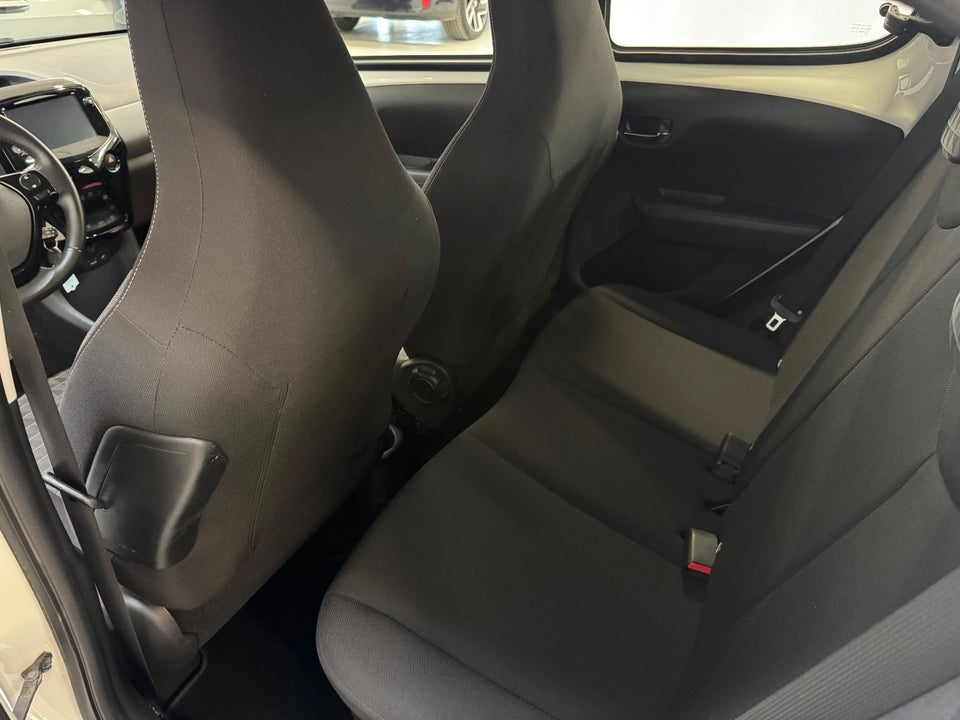 Peugeot 108 1,0 e-VTi 72 Allure+ 5d