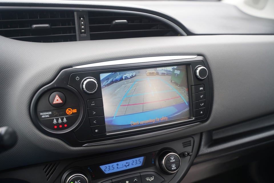 Toyota Yaris 1,5 Hybrid H2 Komfort e-CVT 5d