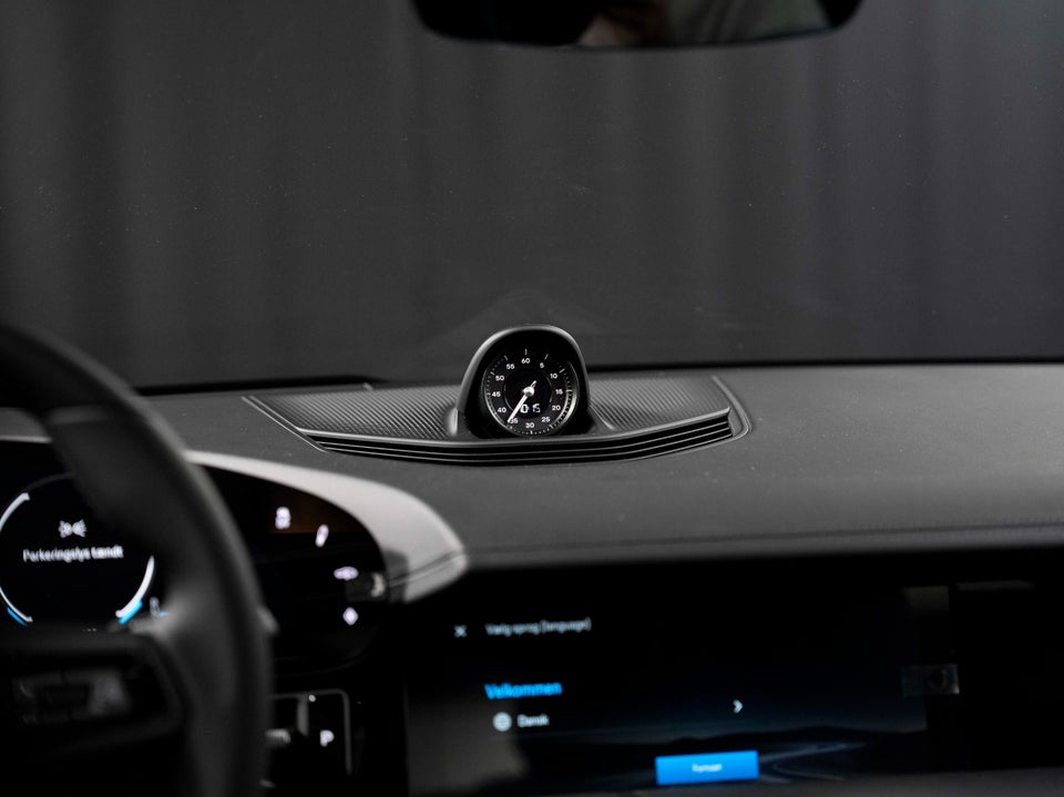 Porsche Taycan Performance+ Black Edition 4d