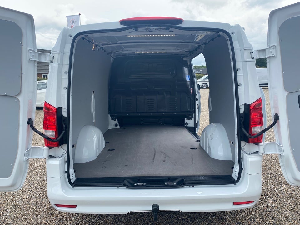 Mercedes Vito 114 2,0 CDi A2 Kassevogn SELECT aut. RWD