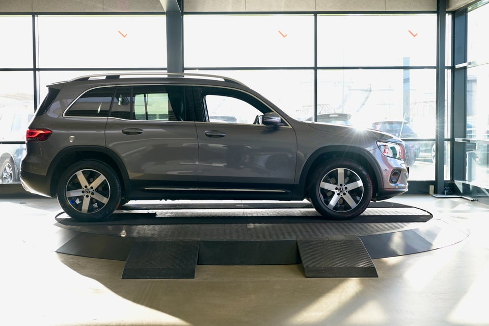 Mercedes GLB200 d 2,0 Progressive Line aut. 5d