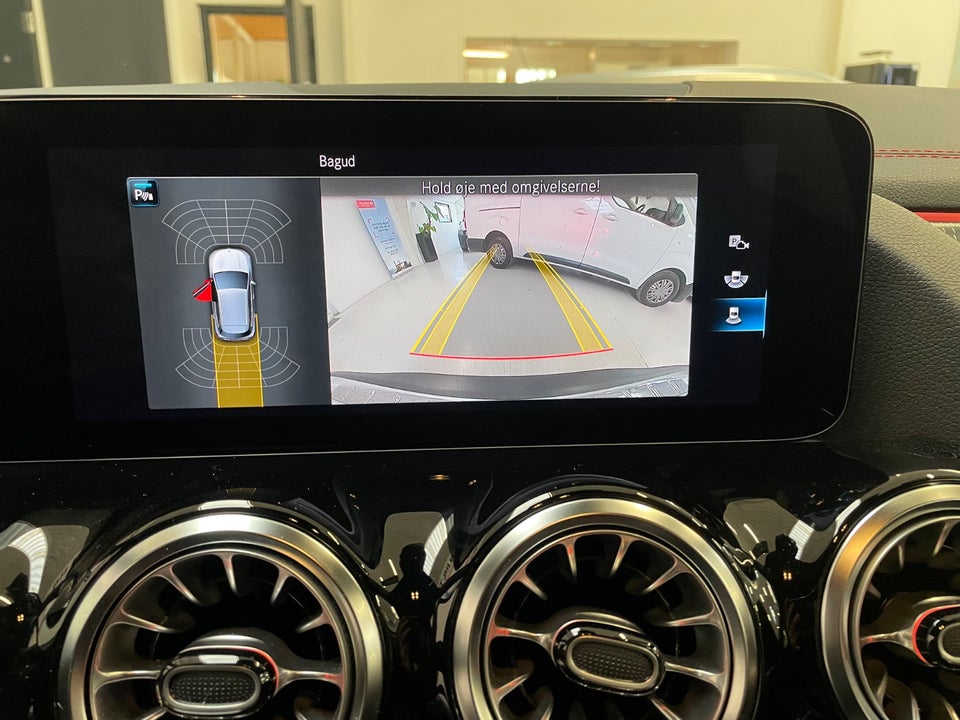 Mercedes EQA350 AMG Line 4Matic 5d