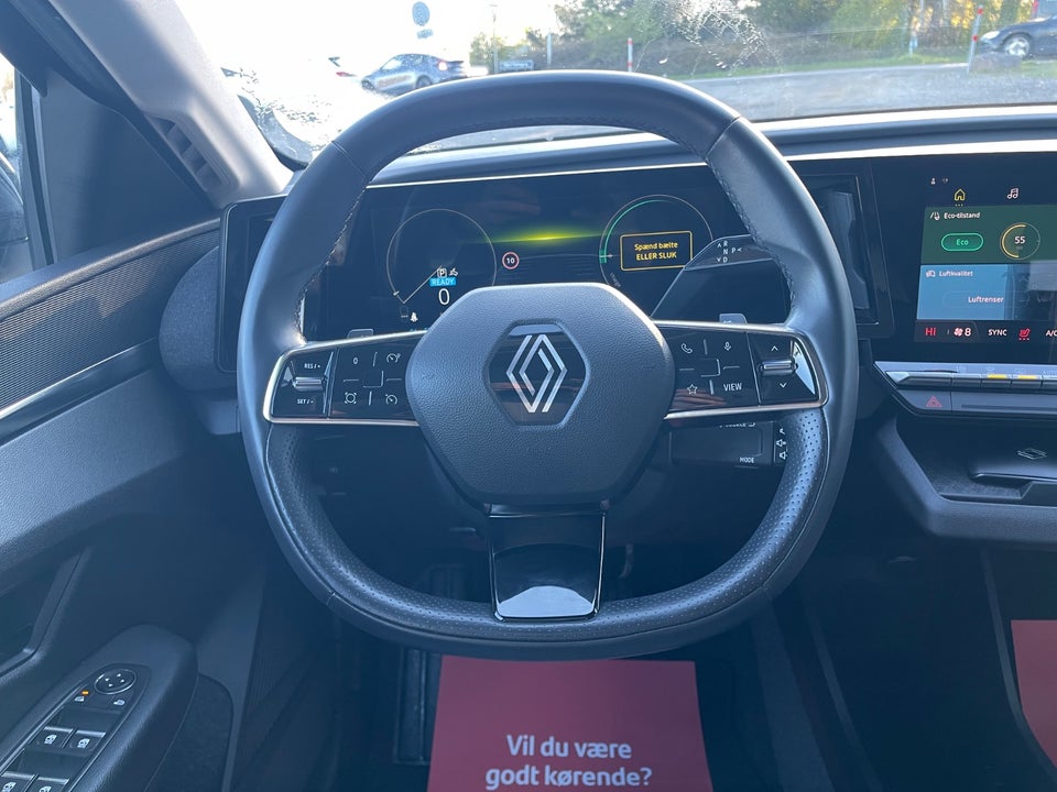 Renault Megane E-Tech 40 Equilibre 5d