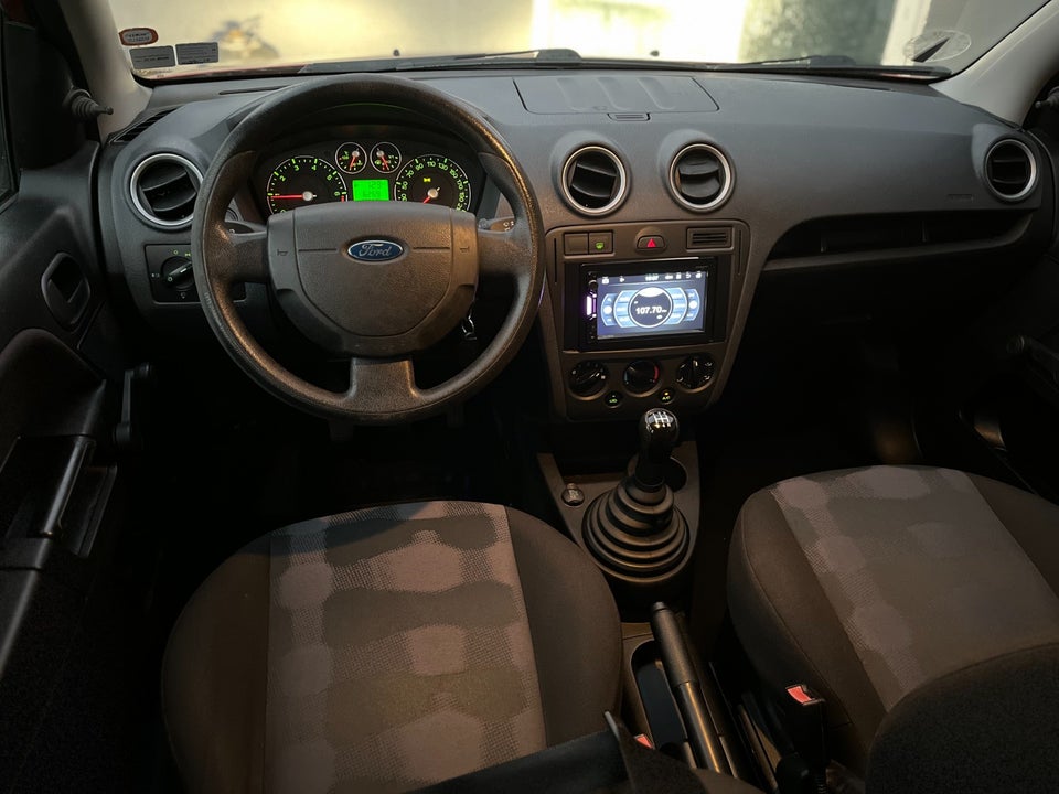 Ford Fusion 1,4 Elegance 5d