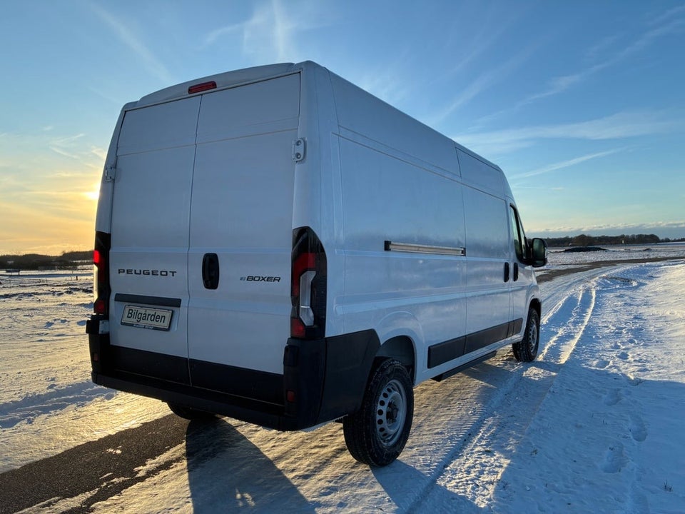 Peugeot e-Boxer 435 110 L3H2 Premium