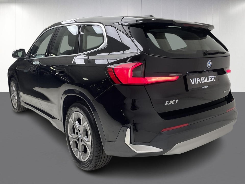 BMW iX1 eDrive20 X-Line 5d