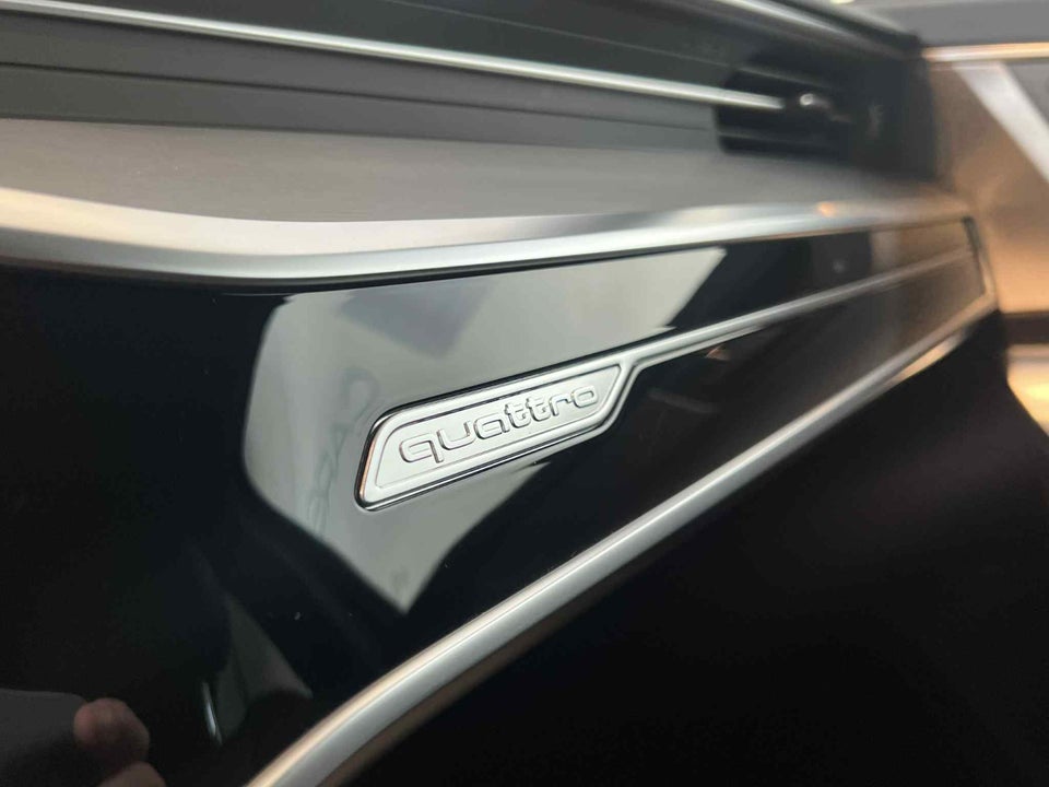 Audi A6 50 TFSi e S-line Avant quattro S-tr. 5d