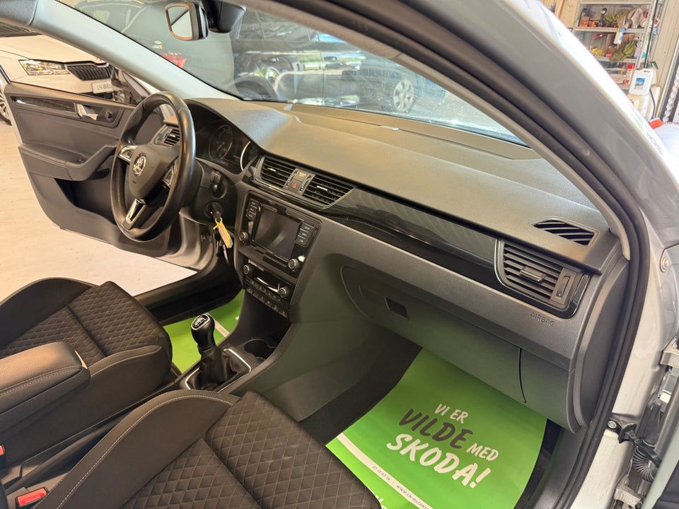 Skoda Rapid 1,0 TSi 110 ICE 5d