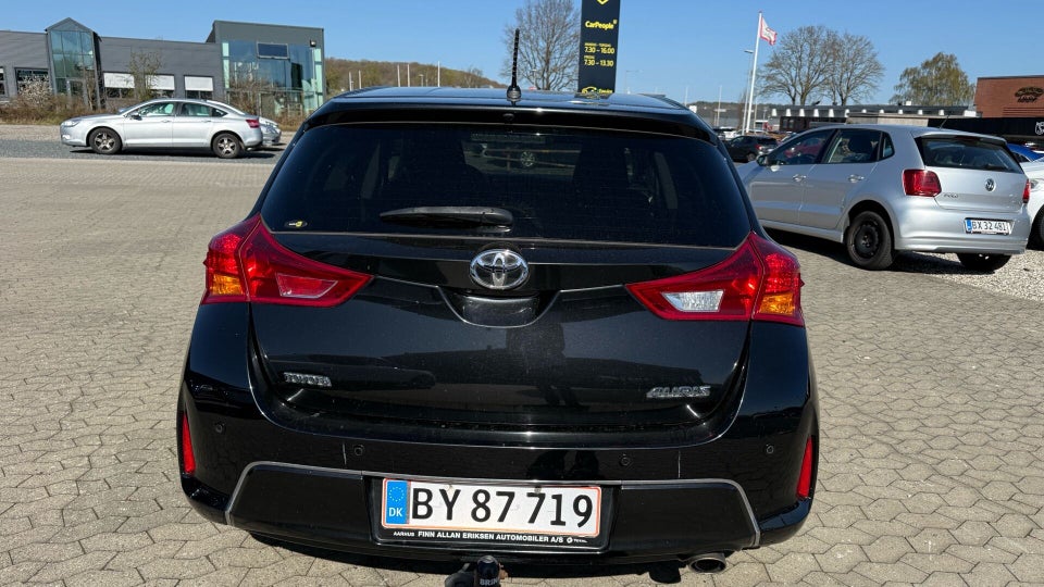 Toyota Auris 1,6 T2 Premium Comfort 5d