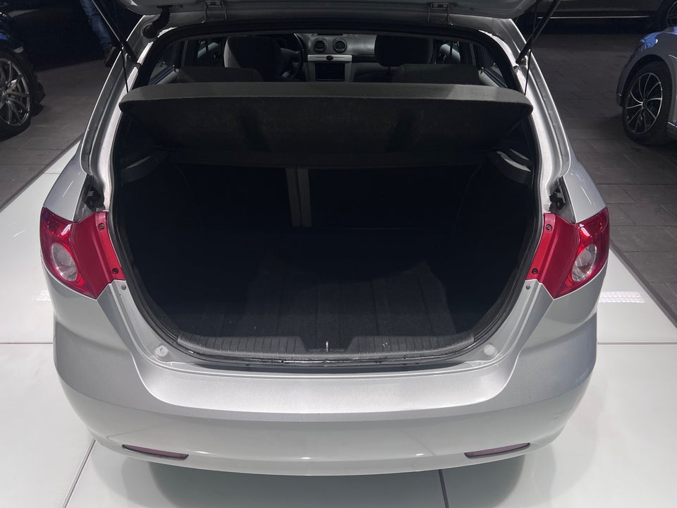 Chevrolet Lacetti 1,6 Classic 5d