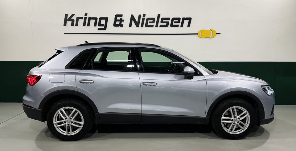 Audi Q3 45 TFSi e Attitude plus S-tr. 5d