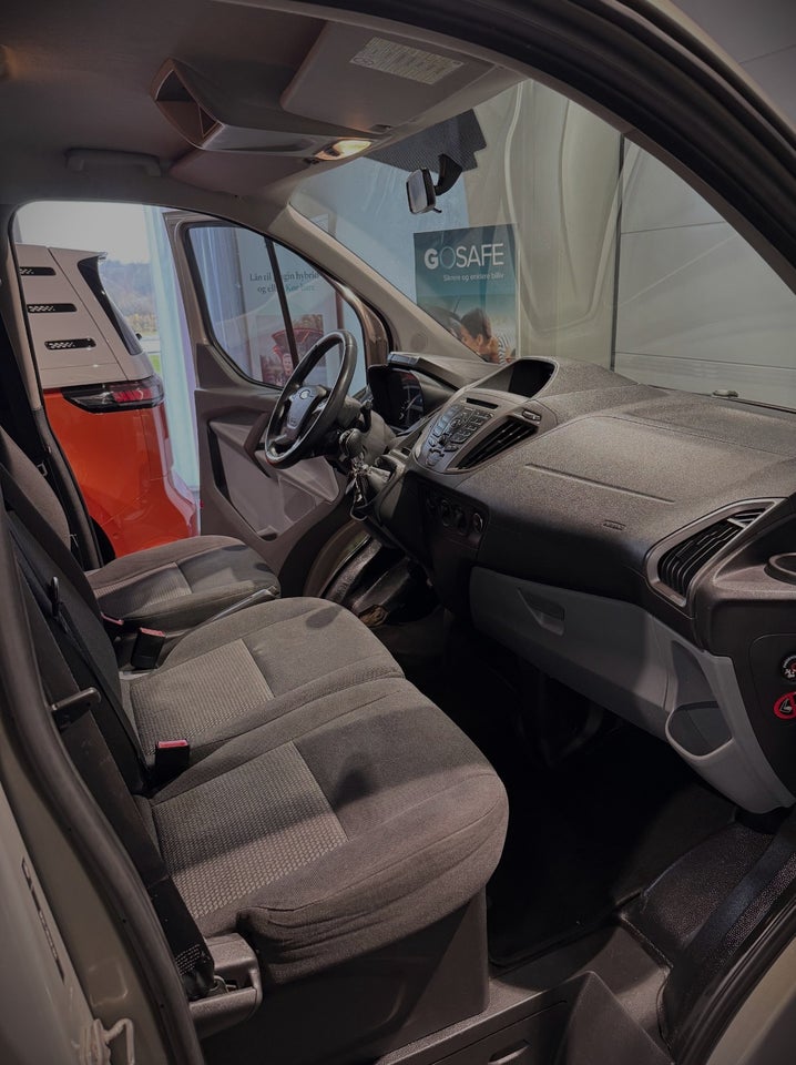 Ford Transit Custom Kombi 310 L1 2,2 TDCi 100 Trend