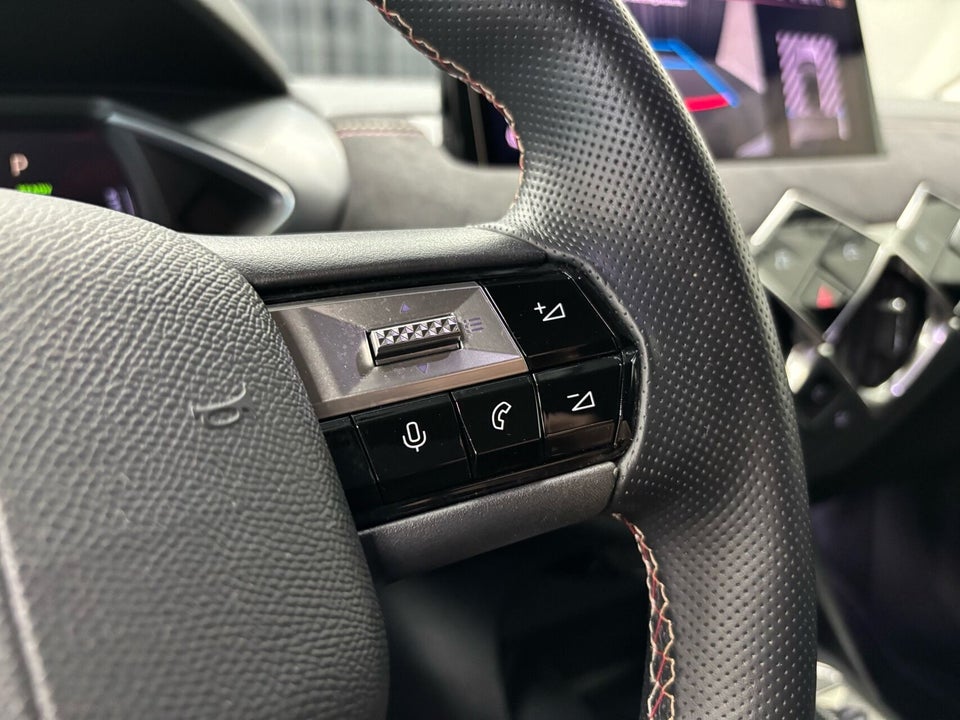 DS DS 3 CrossBack 54 E-Tense Performance Line+ 5d