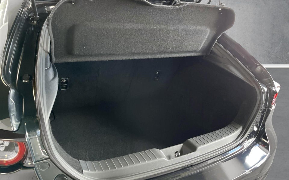 Mazda 3 2,0 e-SkyActiv-G 150 Cosmo aut. 5d