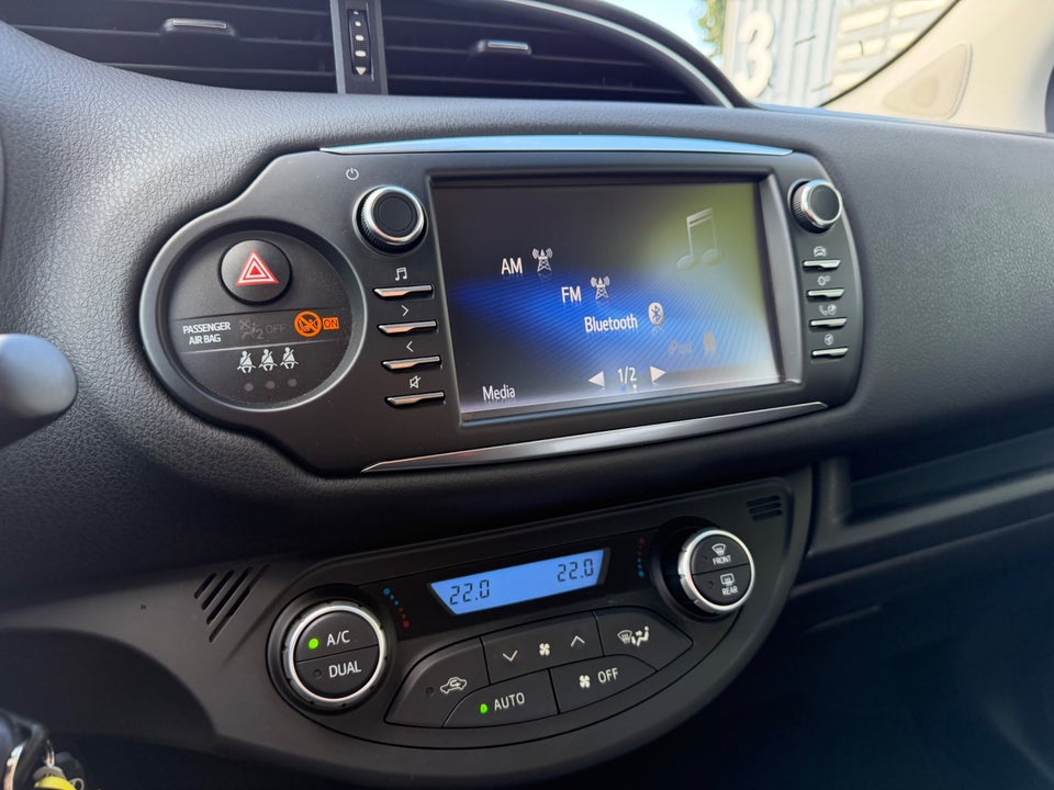Toyota Yaris 1,5 Hybrid H2 Premium e-CVT 5d