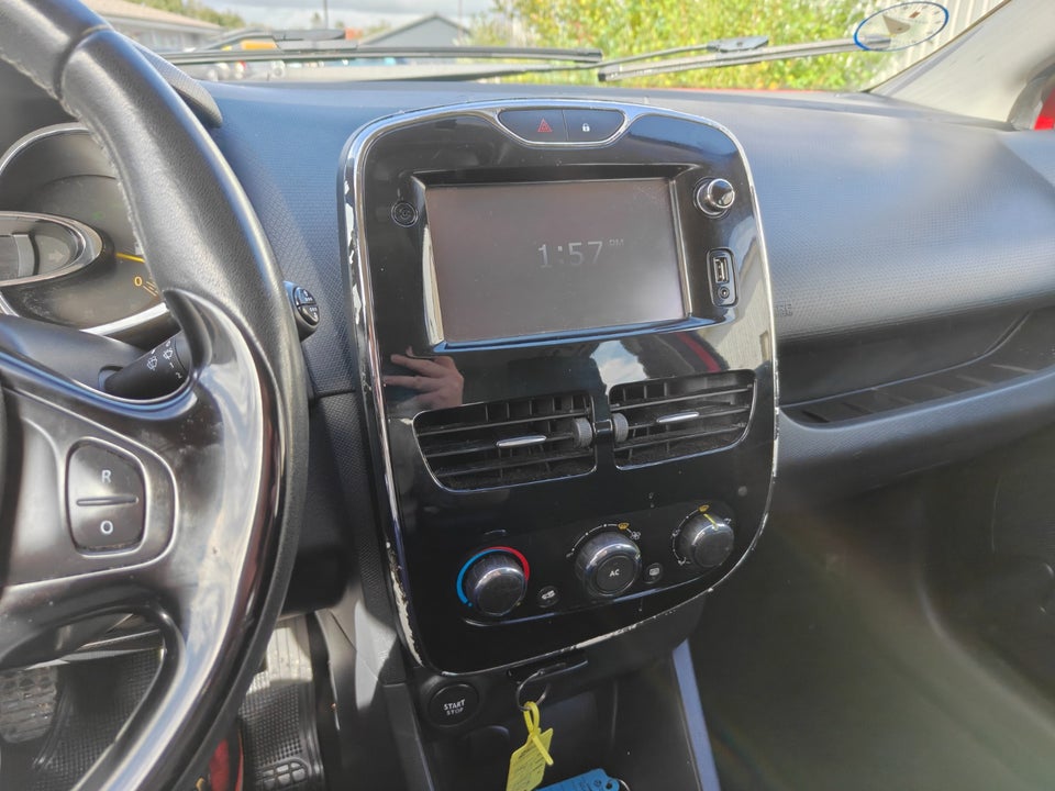 Renault Clio IV 1,5 dCi 75 Expression 5d