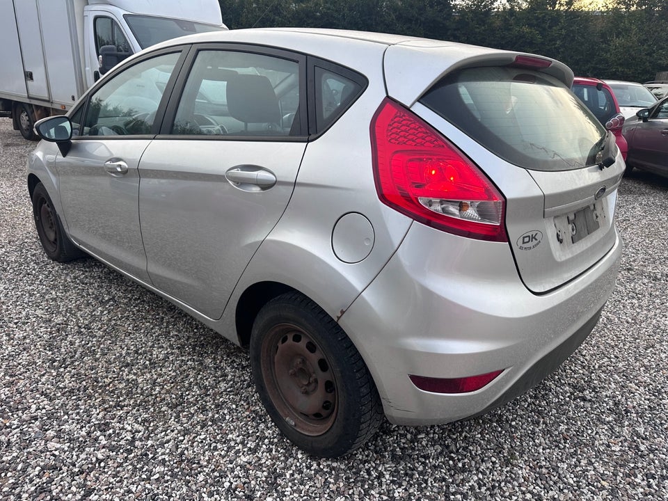 Ford Fiesta 1,25 82 Titanium 5d
