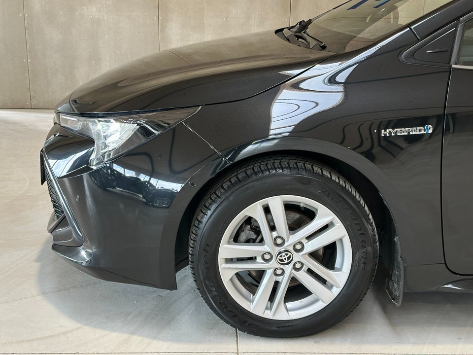 Toyota Corolla 1,8 Hybrid H3 Smart Touring Sports MDS 5d