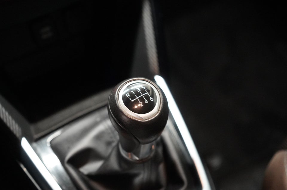 Mazda 2 1,5 SkyActiv-G 90 Sense 5d