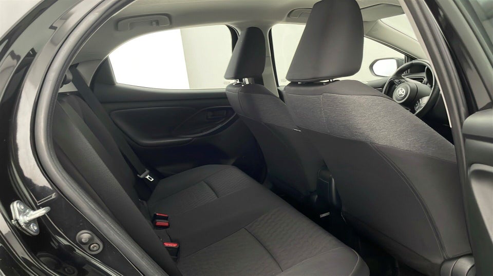 Toyota Yaris 1,5 Hybrid Active Tech+ e-CVT 5d