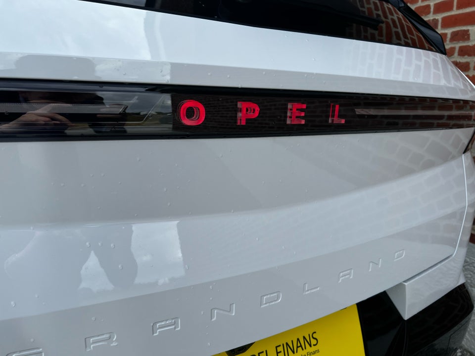 Opel Grandland-e 82 GS 5d