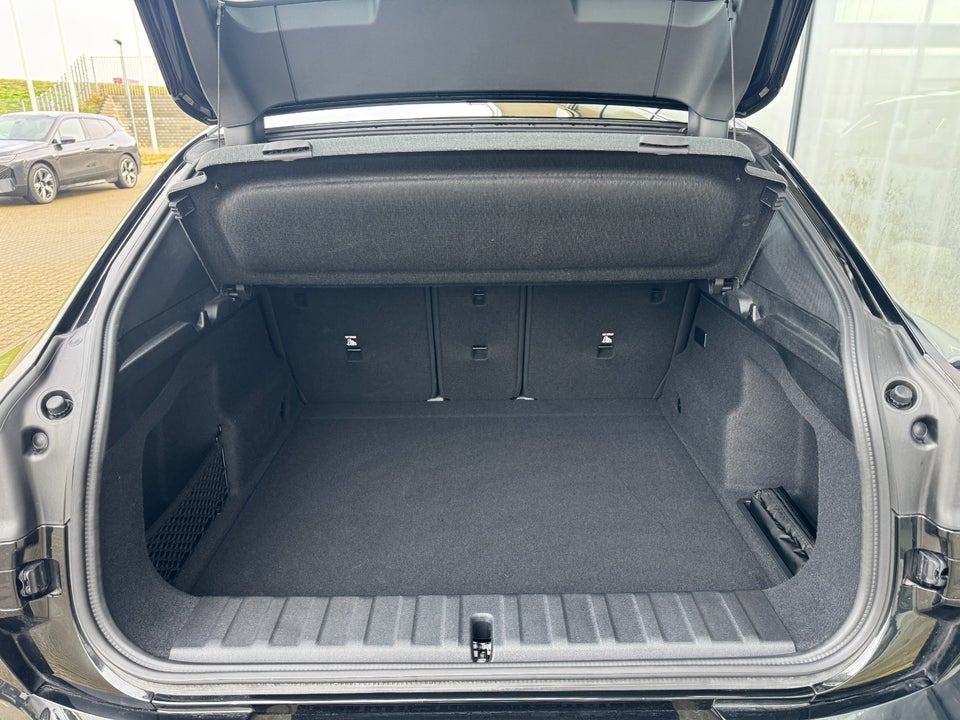 BMW iX2 eDrive20 M-Sport 5d