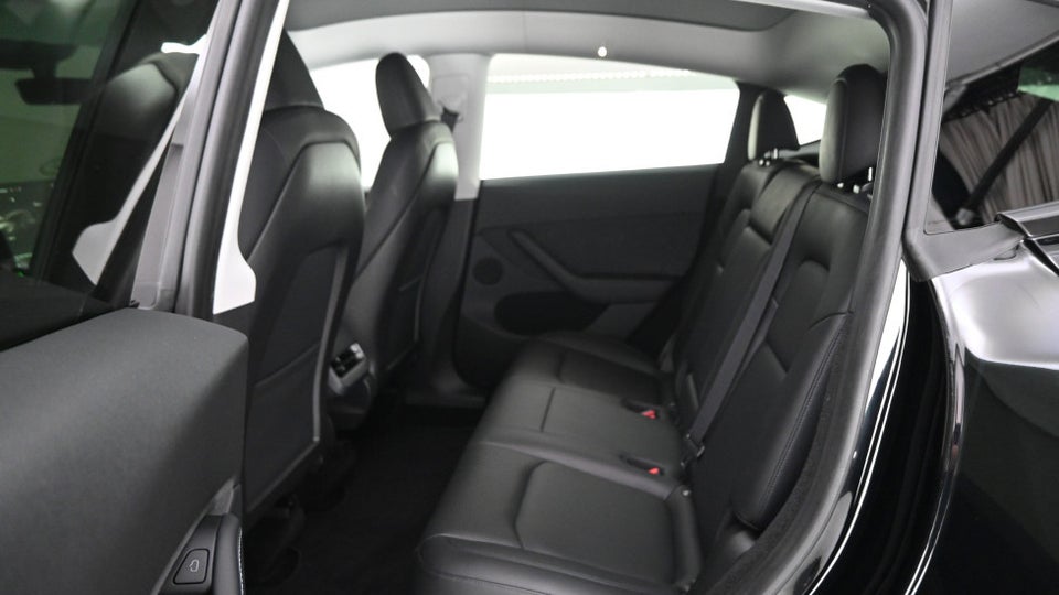 Tesla Model Y Performance AWD 5d