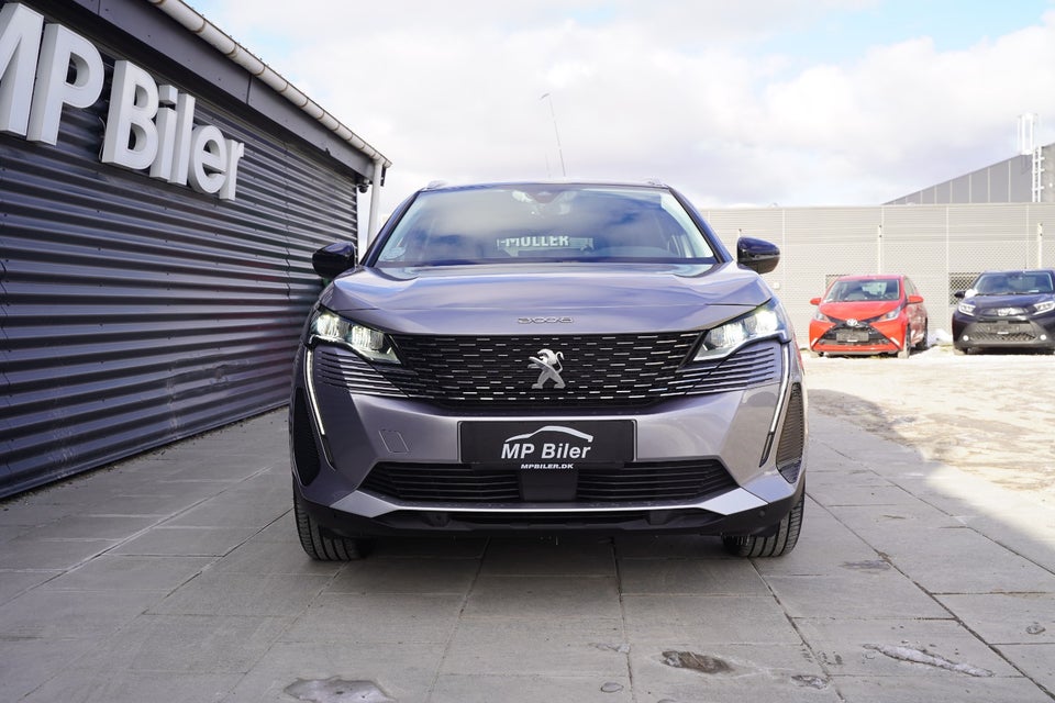 Peugeot 3008 1,6 Hybrid First Selection EAT8 5d