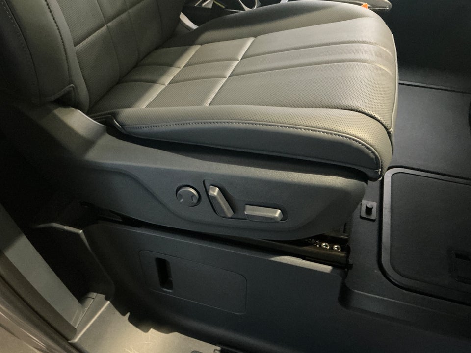 Kia PV5 71 Long Range Upgrade 5d