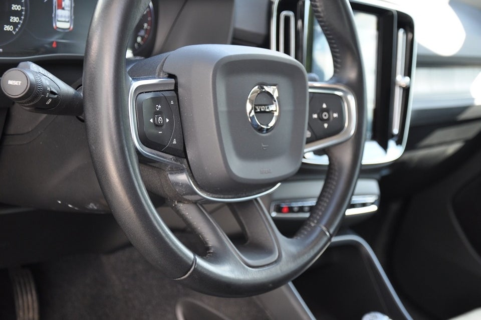 Volvo XC40 2,0 T4 190 Inscription aut. 5d