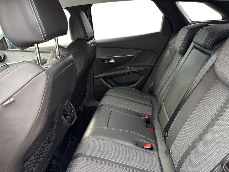 Peugeot 3008 1,6 Hybrid Allure Pack EAT8 5d